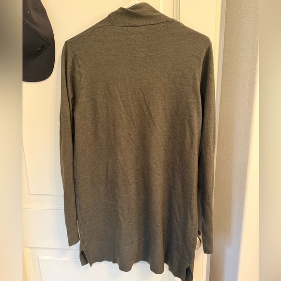 NWT Pink Clover Stitchfix Open Front Cardigan Olive Green size M - Picture 3 of 3